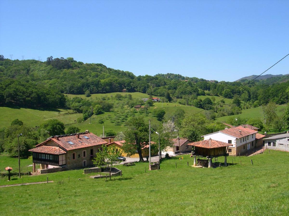 Piloña Turismo Rural El Sidron旅馆 外观 照片